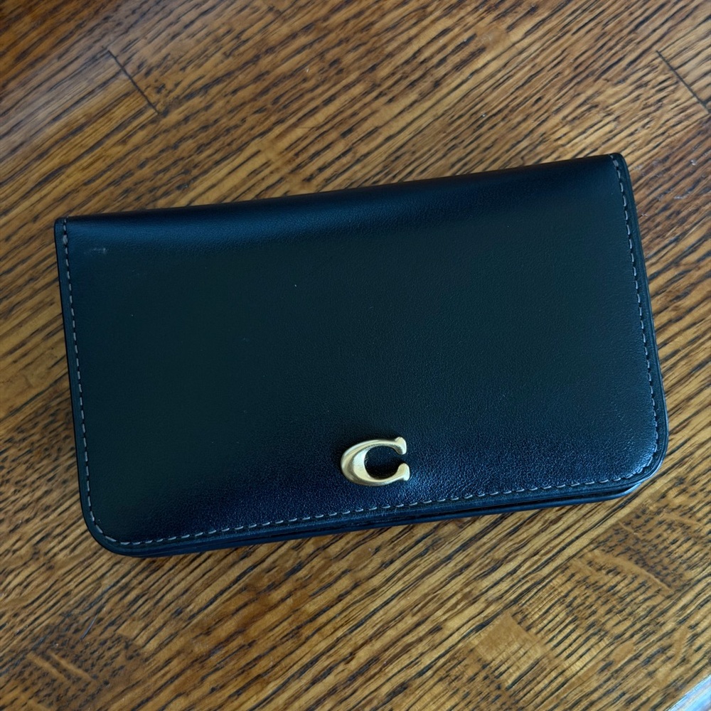 Coach Essential Slim Card Case Black/Brass - Picture 2 of 10